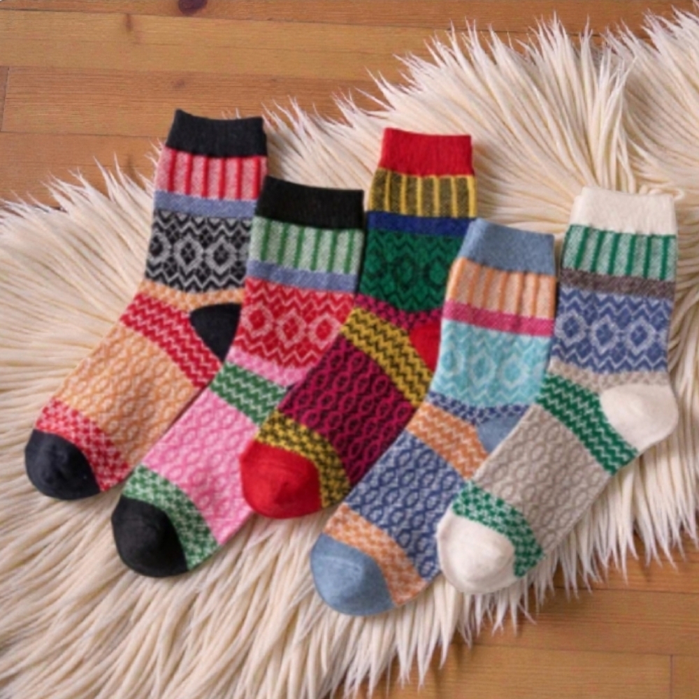 5 Pairs Of Colorful Patterned Wool Blend Socks